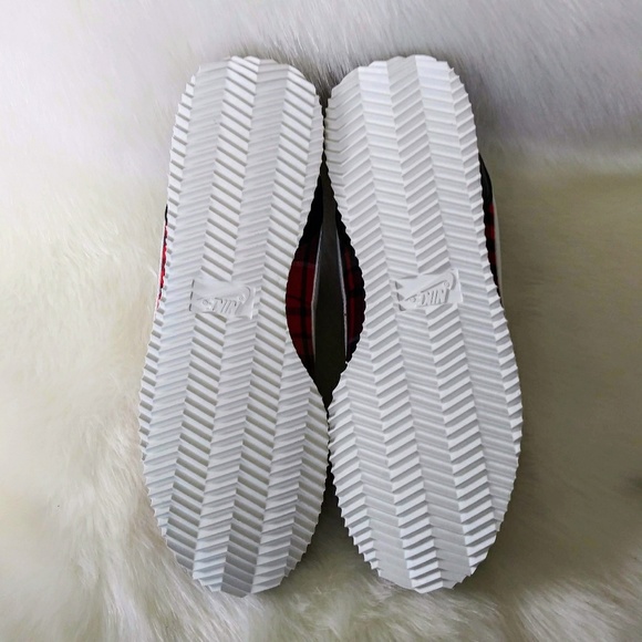 Rare Nike Cortez Womens Sneakers - Picture 5 of 8
